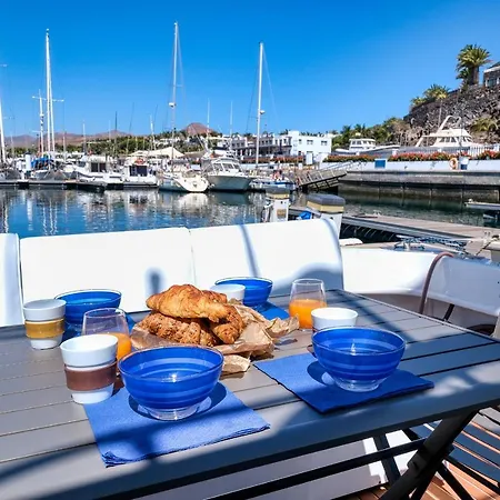 度假居 Houseboat Isurus Quinto